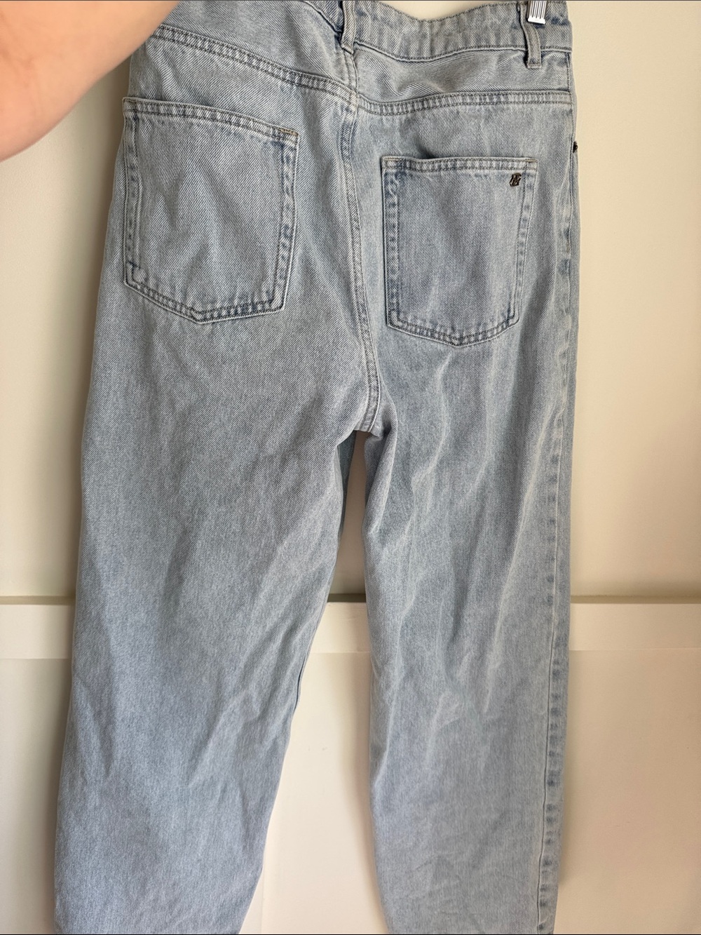 DISSH Light Wash High-Rise Straight Jeans - Picture 6 of 7